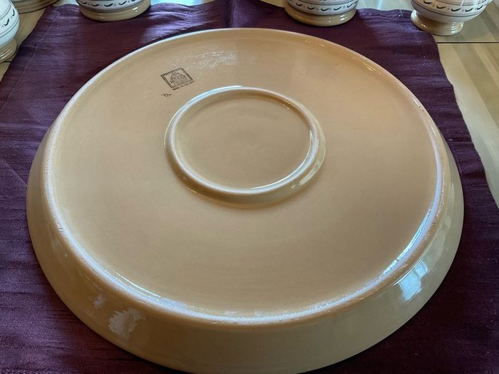 Nicholas Mosse new Lavender round 13 inch in diameter platter . Limited edition for Washington creek USA