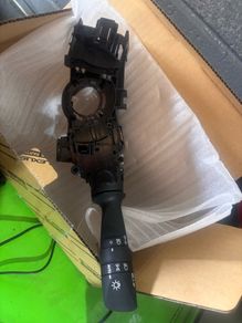 Toyota hilux headlight/indicator switch