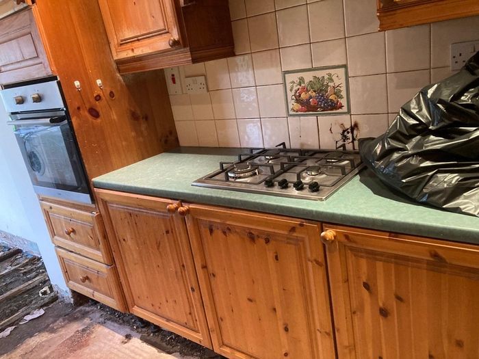 Pine kitchen in great condition