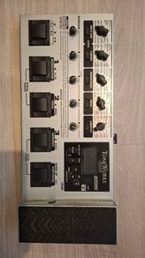 Korg AX1500G guitar pedal board