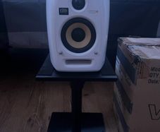 KRK vxt 4