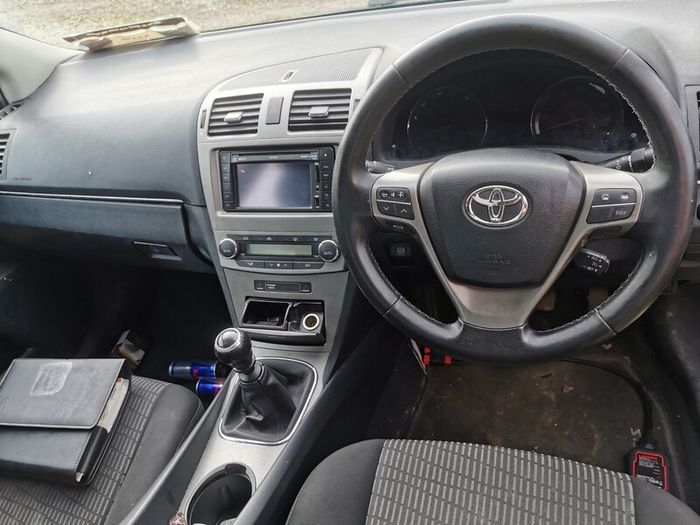 Toyota Avensis 2l D4d 2011