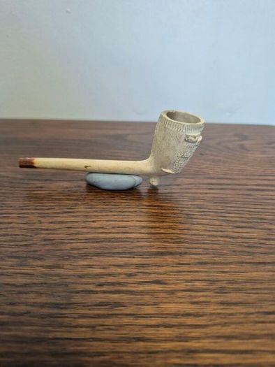 Antique Victorian/Edwardian Pipes Set - 19th Century Folk Art & Clay Displays Unsmoked Dead Stock