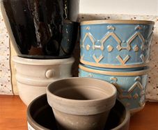 Ceramic glazed pots