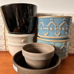 Ceramic glazed pots