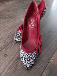Schuh red shoes- uk7