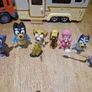 Bluey caravan playset with friends Image 3