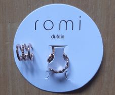 Very pretty brand-new rose-gold ear cuffs
