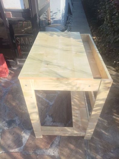 free wooden Desk