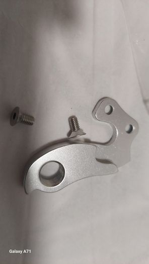 Bicycle parts / rear hanger