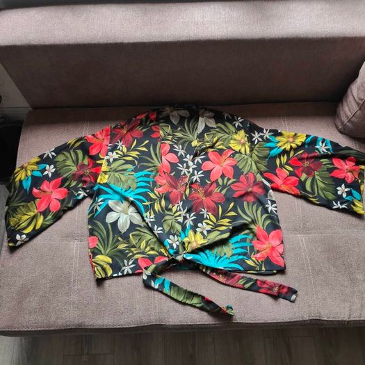 Multi Floral Wrap Long Sleeve Top   Stradivarius, Size M
