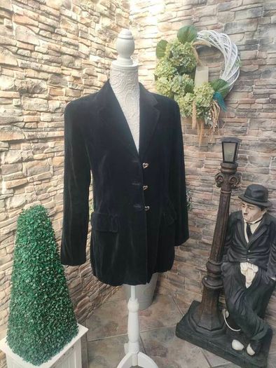 Betty Barclay vintage black velvet blazer