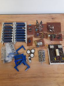 Job lot 2 electronic components