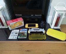 Nintendo Switch Lite Yellow Minecraft 3 Cases  Box  Excellent Condition