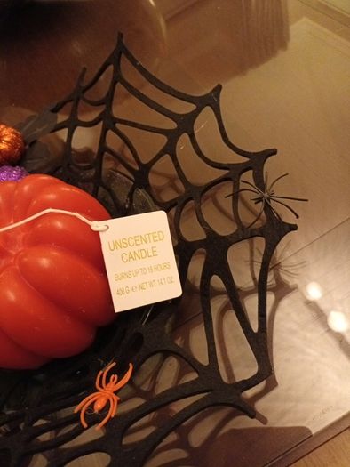 Halloween candle centrepiece