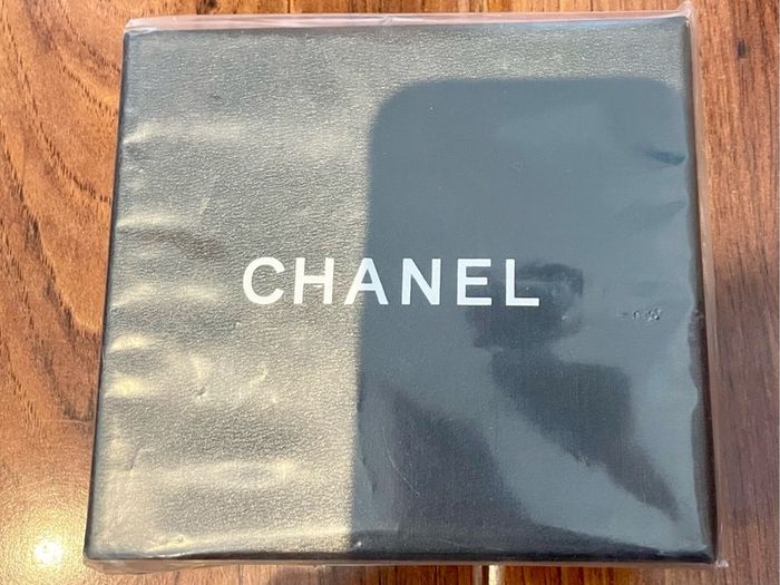 Brand new chanel purse