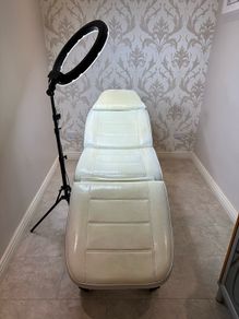 Motorised Dentist Chair / Treatment Bed for Sale