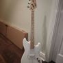 Squier Sonic Bronco Arctic White Bass Guitar Image 2