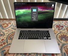 Apple Macbook Pro 15 2020, 16gb Ram, 500gb Ssd