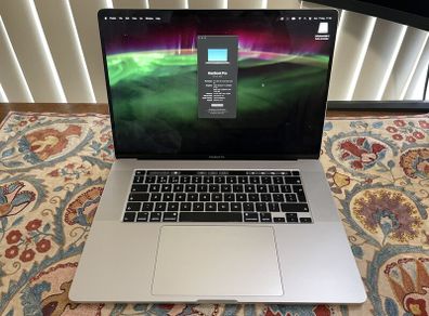 Apple Macbook Pro 15 2020, 16gb Ram, 500gb Ssd