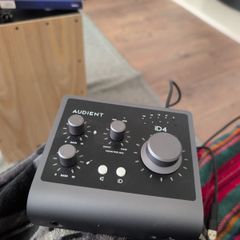 Audient iD4 sound card