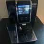 DeLonghi coffee machine Image 2