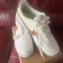 Brand new Nike court vision low white/metallic gold-white size UK8 EU42,5 Postage included Image 5