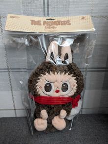 Popmart, The Monsters Classic Series-plush Doll Shoulder Bag.   Sold Out Everywhere.