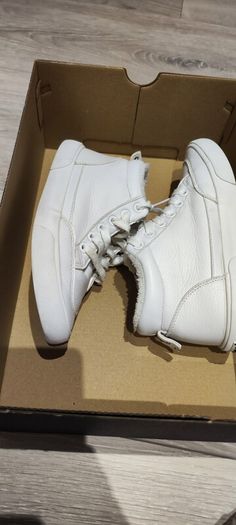 White fur lined trainers 33