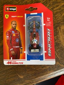 model car Bburago Ferrari SF-25 Lewis Hamilton