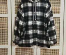 Checkered jacket Divided S New