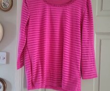 ladies top,very pretty