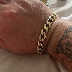 9ct gold curb bracelet