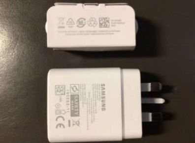 New Samsung Super fast charger 45W plug and C type cable