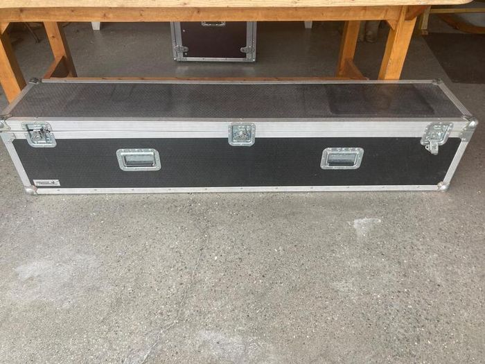 Flight Case (Swan)