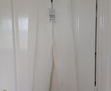 New Punt Roma Cream Pants Size 14