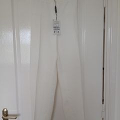 New Punt Roma Cream Pants Size 14