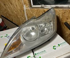 Ford Focus 08-11 Headlight
