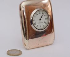 Newbridge Silverwear Quartz Desk Clock