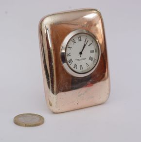Newbridge Silverwear Quartz Desk Clock