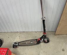 Monster Micro Scooter