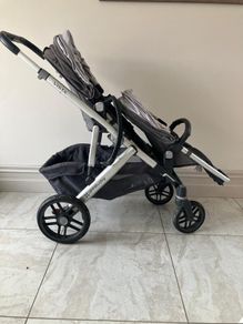 Uppababy Vista Pram with rumble seats