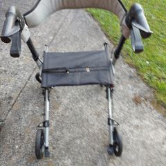 Totalcare Europe Rollator, Model AALMAGNUMGC, in very good condition,