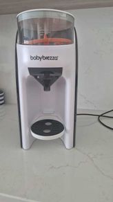 Baby Brezza Formula Pro Bottle Maker Excellent Condition