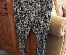 River island size 8 trousers