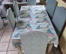 kitchen table and chairs