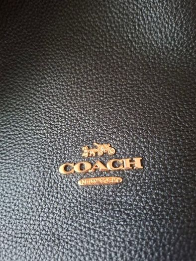 Coach Hadley Shoulder Bag