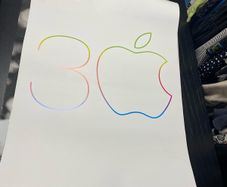APPLE 30th Anniversary Postet