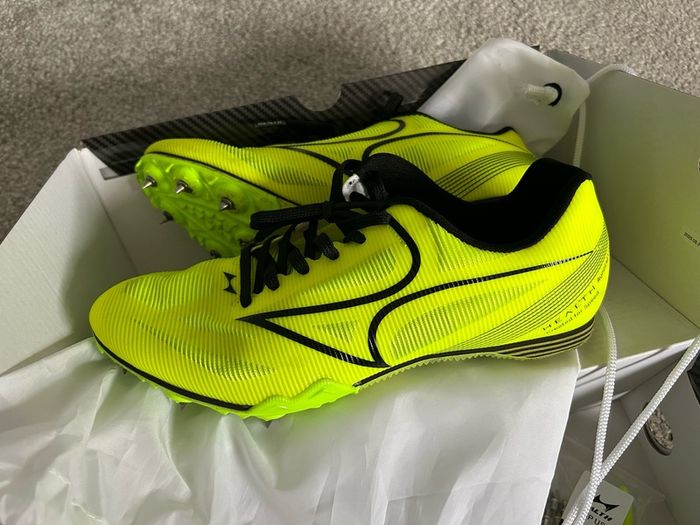 Running spikes