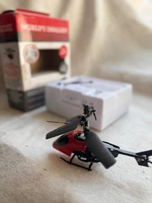 Worlds Smallest Helicopter